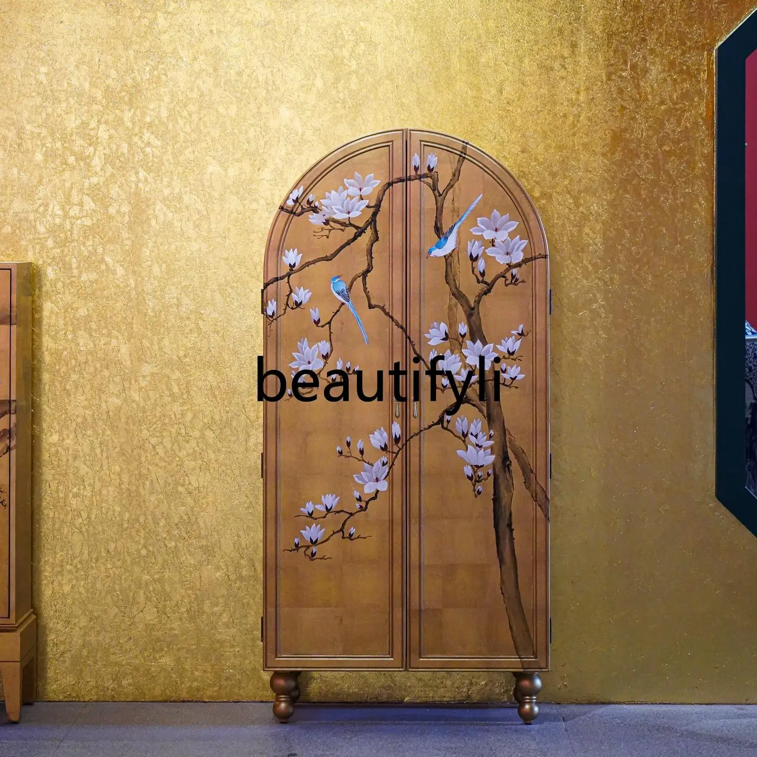 

New Chinese style painted gold foil partition cabinet curved entrance cabinet