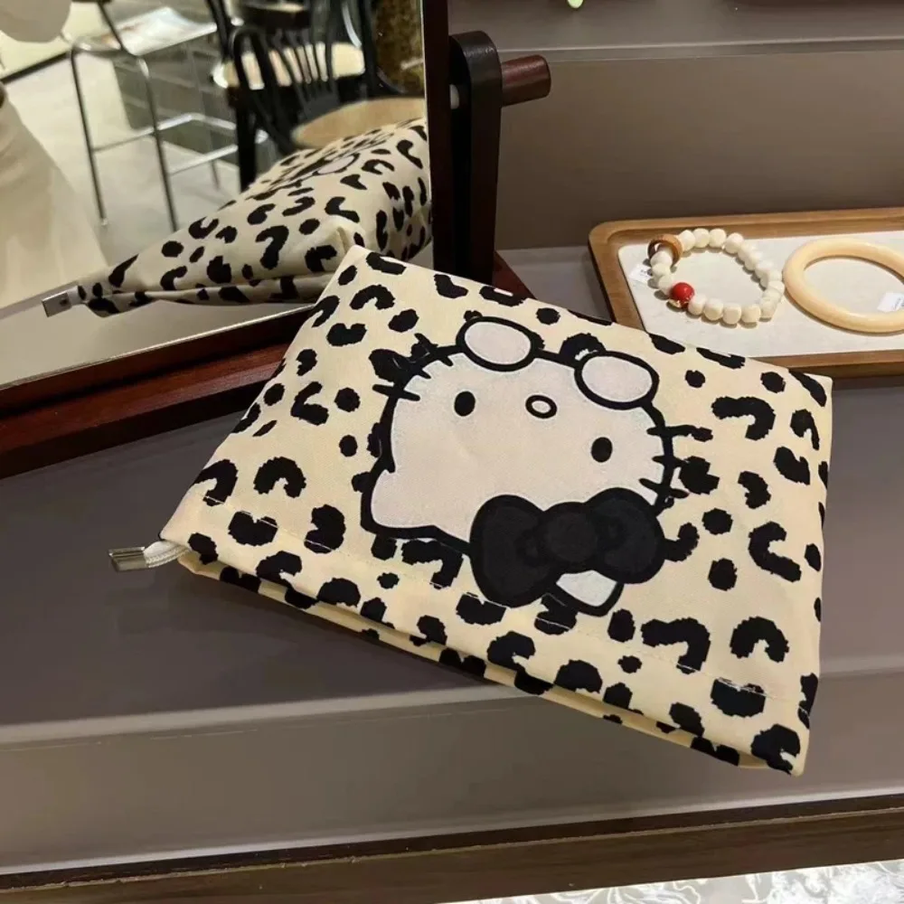 Vintage leopardo impressão olá kitty saco de maquiagem armazenamento portátil dos desenhos animados bonito kawaii japonês olá kitty saco de armazenamento presente aniversário