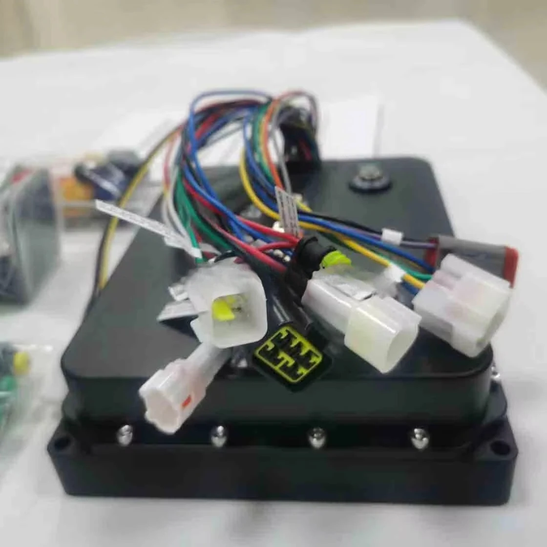 고속 전기 오토바이용 수냉식 컨트롤러 키트 자동 휠 기능 트랙 전용