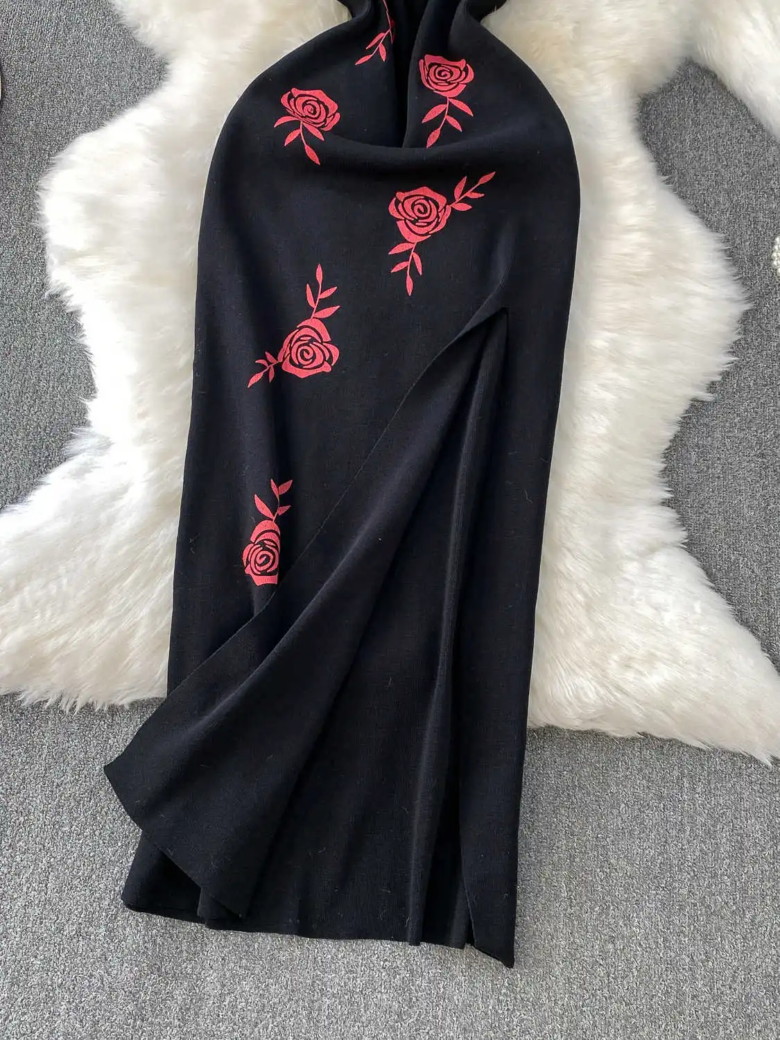 ผู้หญิงสีดํา Goth หรูหราชุดวินเทจสไตล์จีนชุดยาวกับ Slit V คอ One Piece Frocks Y2k Emo 2000s เสื้อผ้าฤดูร้อน