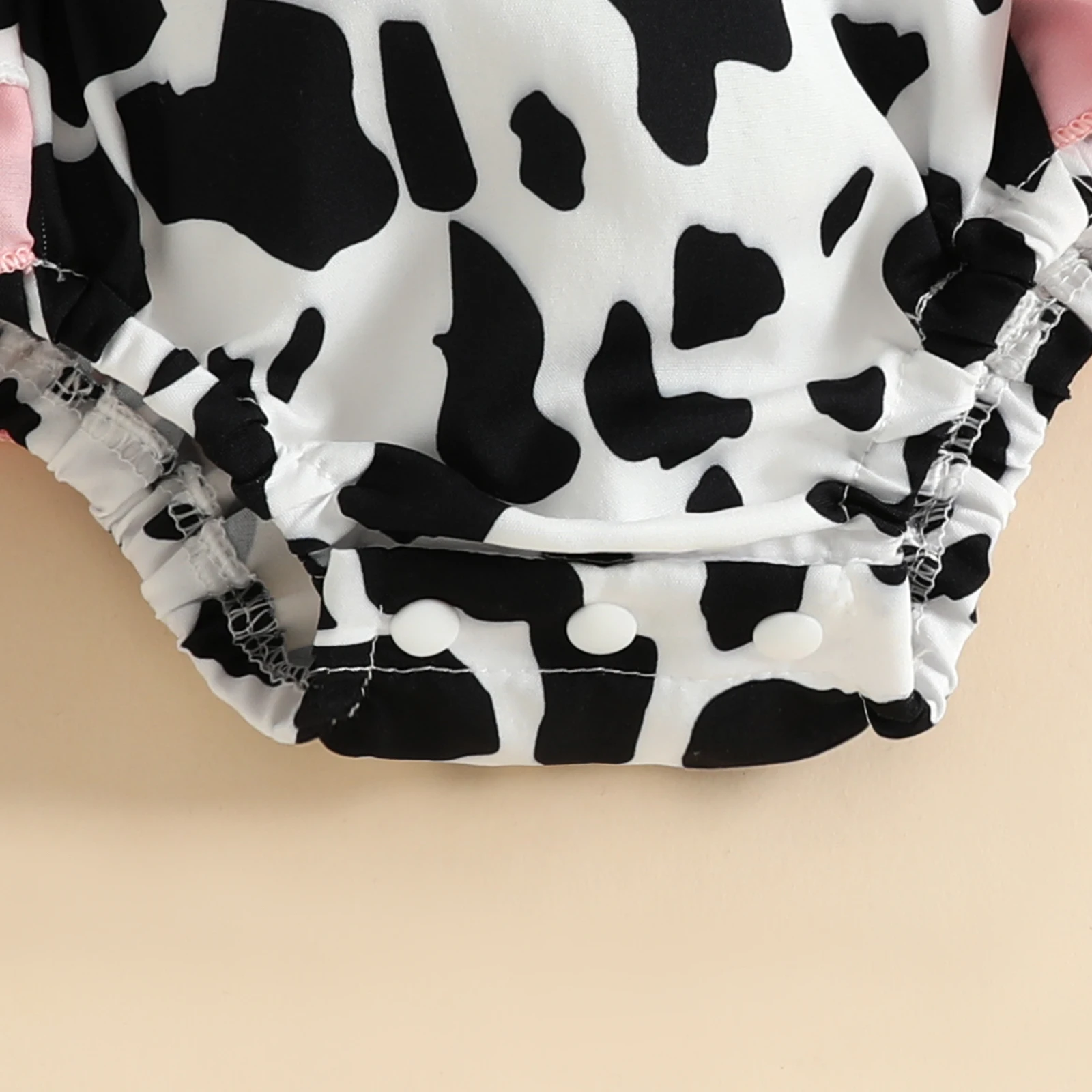 2pcs Baby Girls Cute Cow Graphic Print Bowknot Decor Sleeveless Onesie & Headband Set Clothes