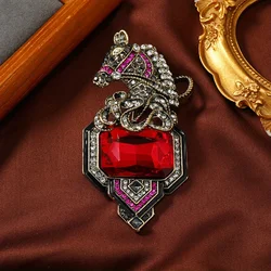 Vintage Rhinestone Horse Head Brooch Vintage Animal Pin Women Banquet Party Dress Suit Coat Jacket Pin Corsage Decoration