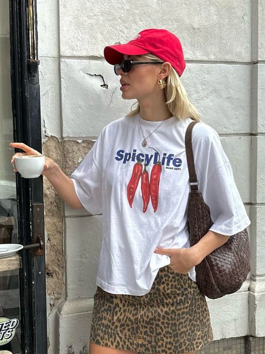 

Chili Pepper Graphic T-shirt 2024 Summer New Streetwear Fashion O Neck Letter T-shirts For Women Loose Casual Short Sleeve Tops