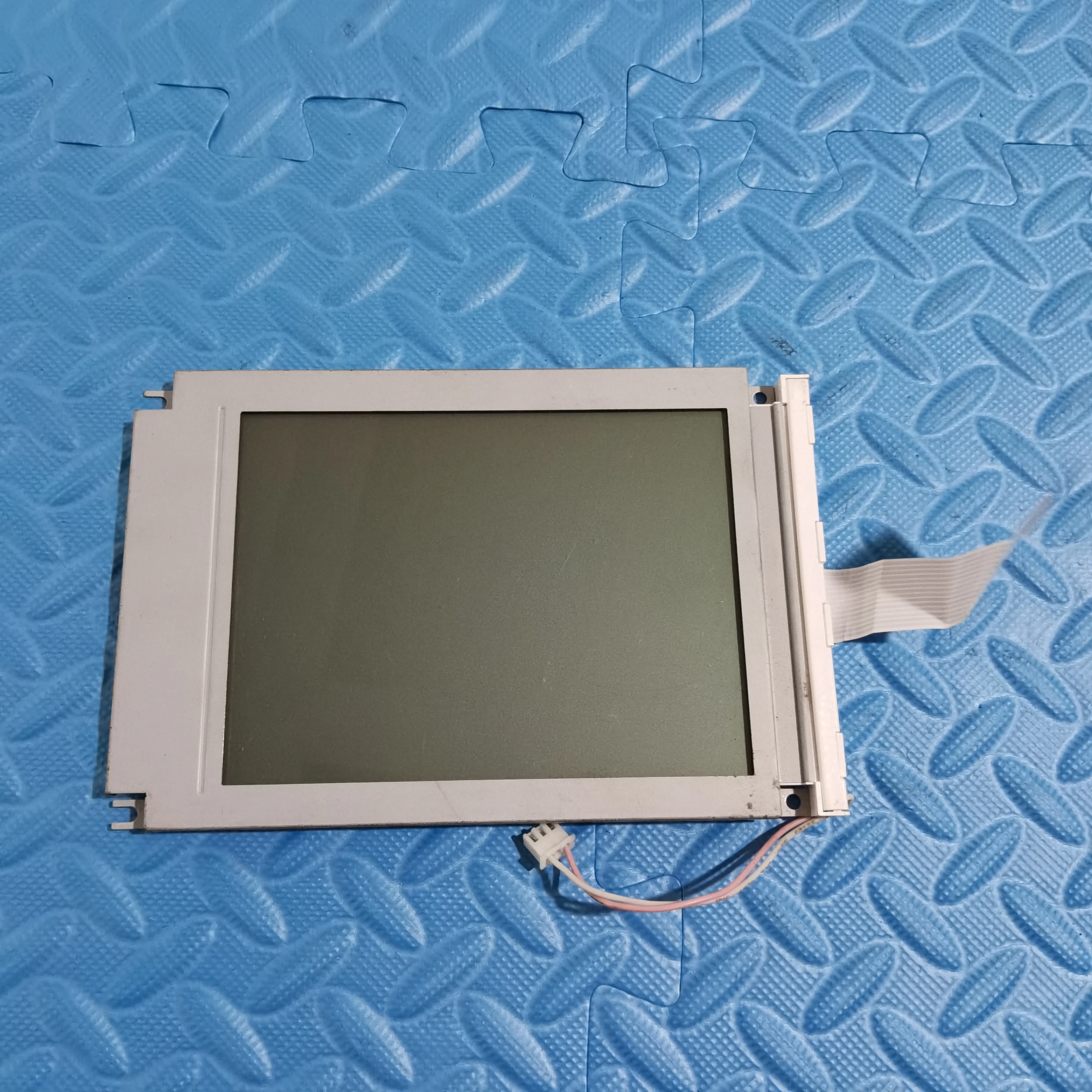 

PE320240WRF008H04Q LCD display screen