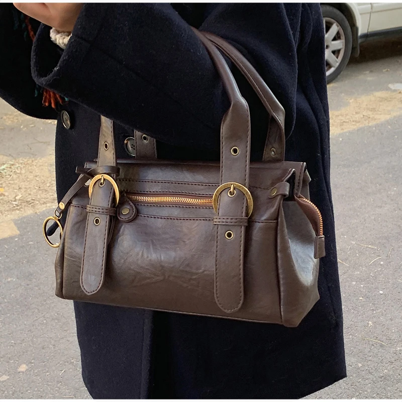 

Korean Retro Handbag Y2k Biker Girl Shoulder Bag Brand Retro Bowler Bag Fashion Adjustable Shoulder Straps Underarm Women Bag
