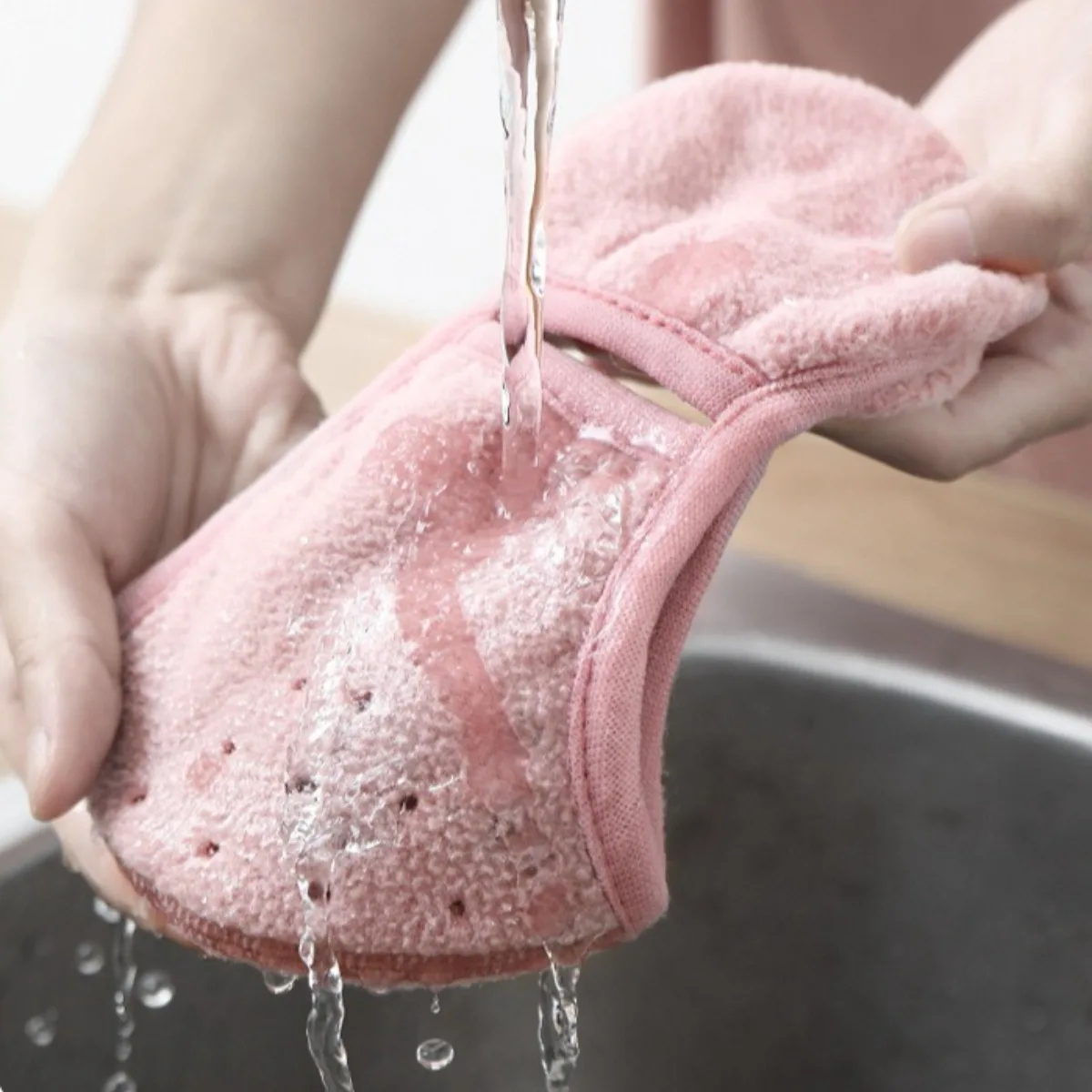 قناع شتوي 2 في 1 مقاوم للرياح مع غطاء للأذنين من الصوف السميك للدراجات النارية وركوب الدراجات وإكسسوارات الشتاء الرياضية الخارجية للنساء #4