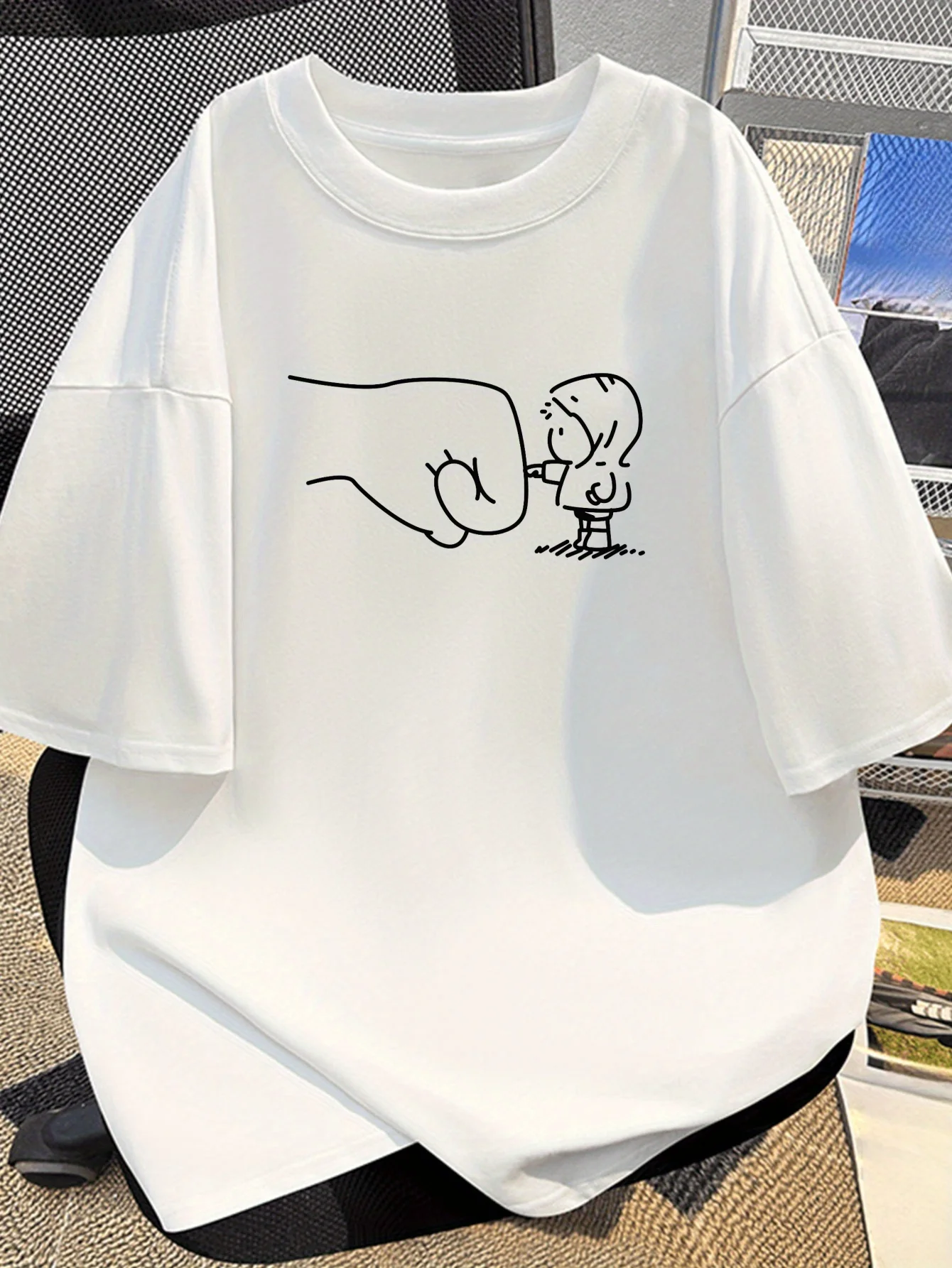 Minimalist Line Draft Character Fist Print Short Sleeved T-shirt for Both Men and Women Commuting Loose Cotton Top