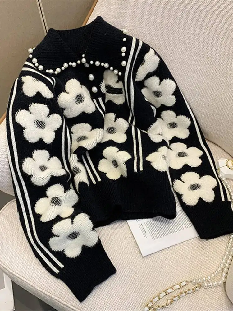 

Pearl Beading Flower Knitted Women Sweater Tops 2025 Autumn Winter Vintage Elegant Ladies Pullover Long Sleeve Fashion Jumpers