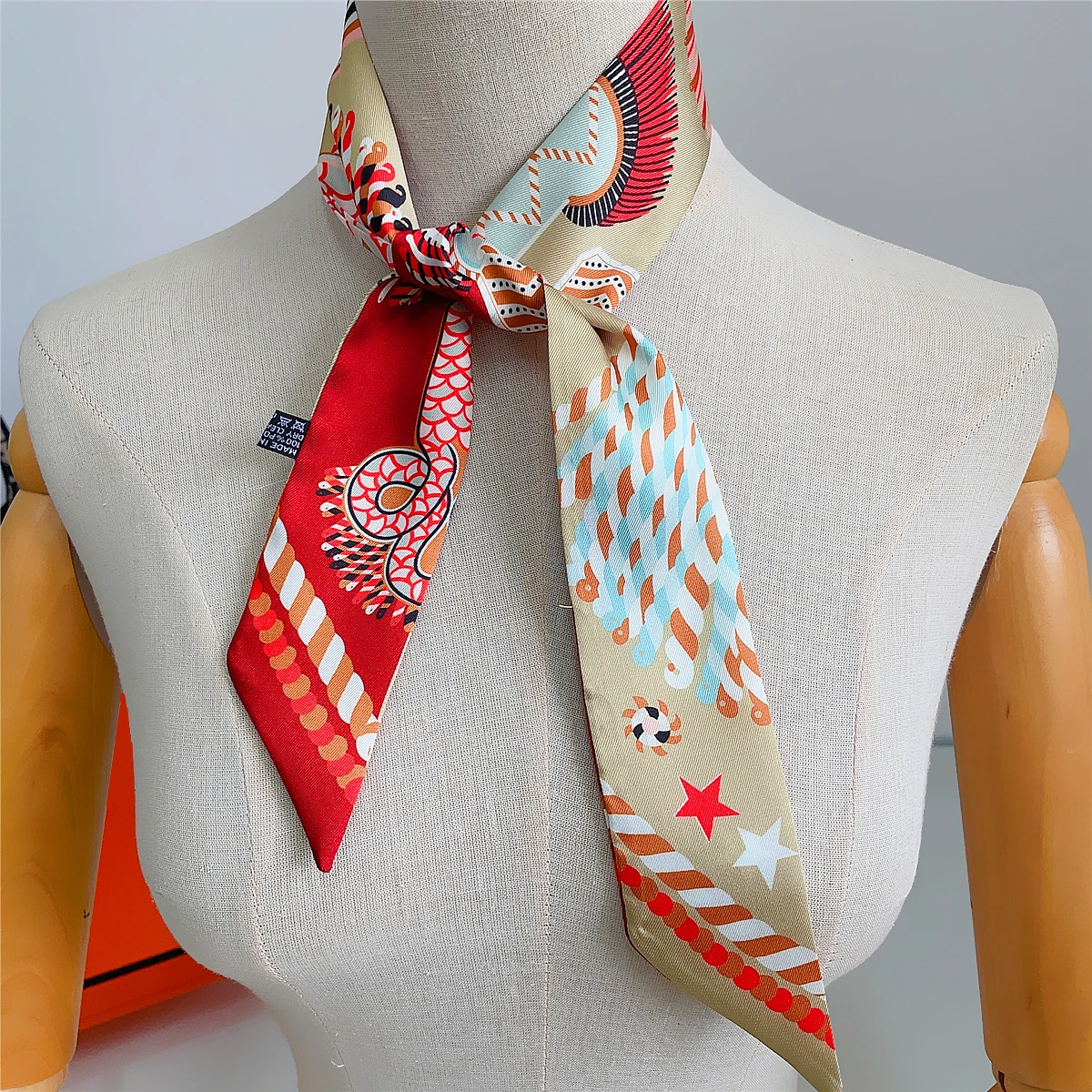 Marke Design Twill 100% Seide Schal Luxus Mode Schal Frauen Foulard Dünne Tasche Schals Neue Heiße Halstuch Haar Stirnband – Detail 10