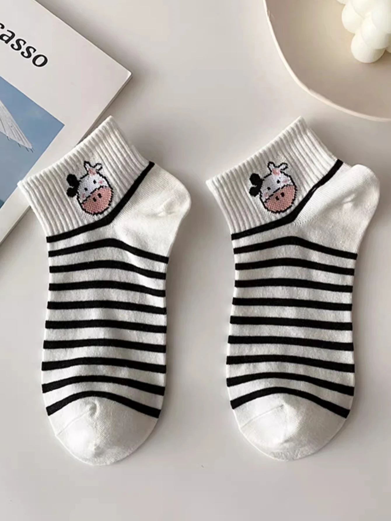 5 أزواج من جوارب البقرة الكرتونية اللطيفة المضادة للرائحة للرجال والنساء العصرية #6