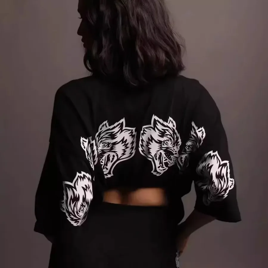 Jesienna moda męska i damska, koszulka z czystej bawełny z nadrukiem głowy wilka, z charakterem i w stylu cool.