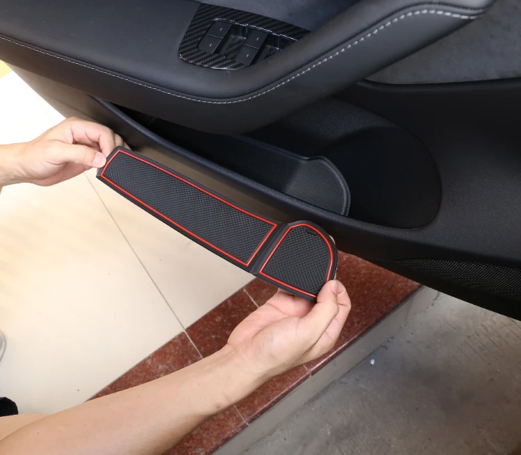 

For Tesla MODEL 3 2017-2020 PVC Black Car Anti-Slip Gate Slot Pad Non-slip Car Cup Holders Mats Trim Interior Car Accessories
