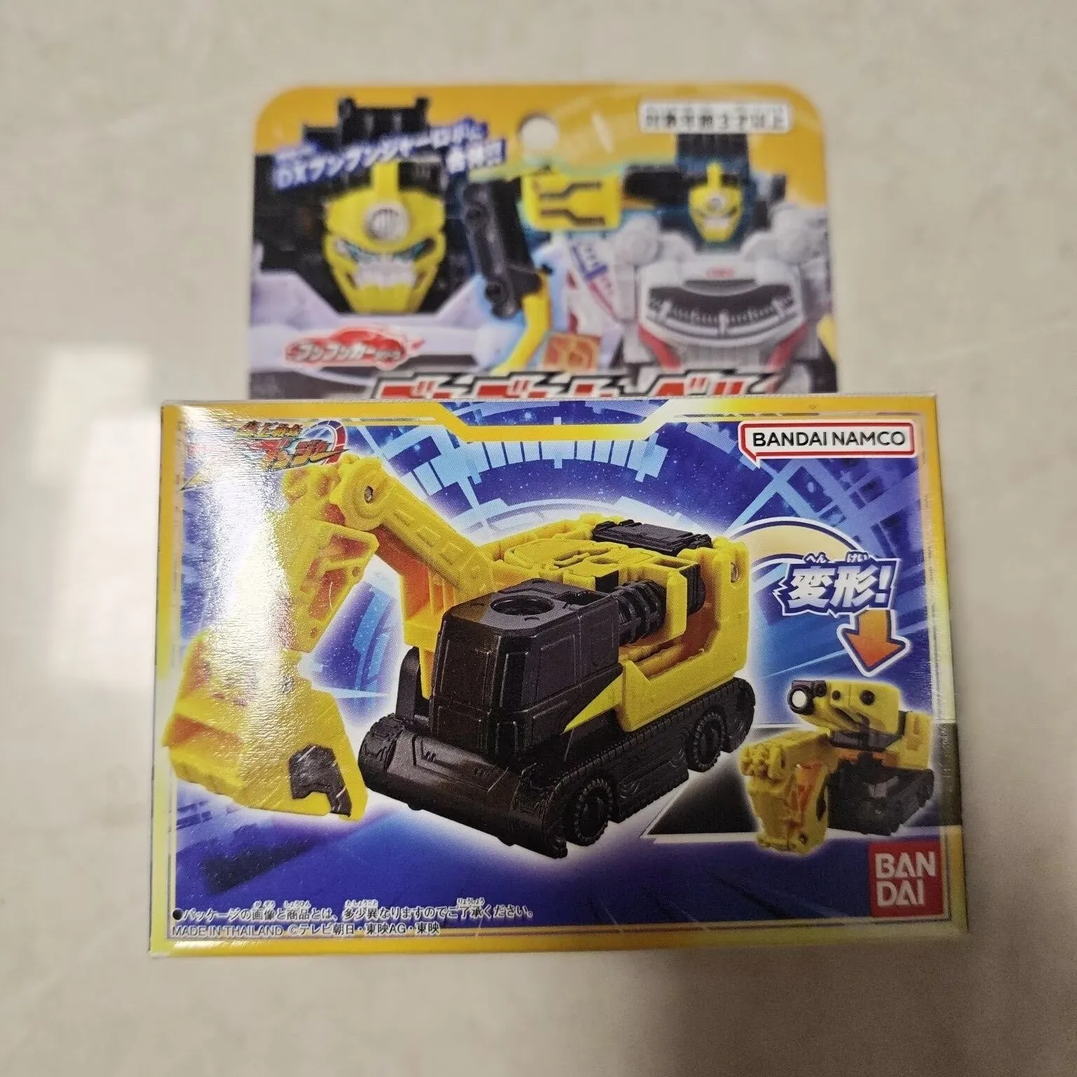 Оригинальная серия Bandai Super Sentai, BakuRanger/Bakuen-Sentai AkaRanger, коллекционная модель экскаватора Бенбен, украшения, подарки, игрушки