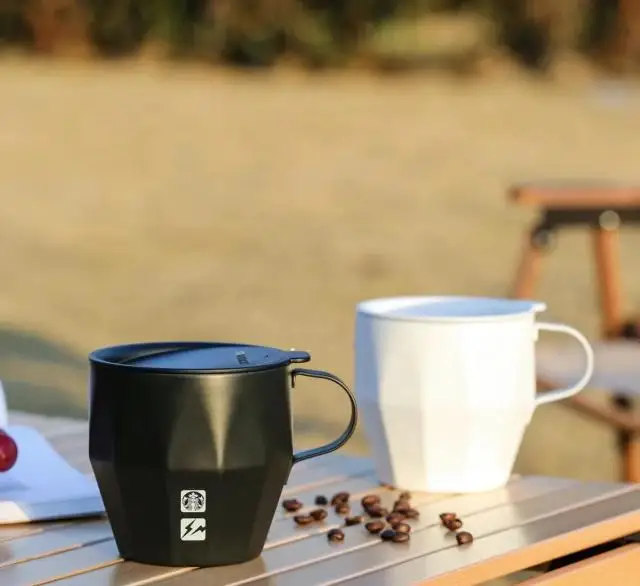 tazza-termica-in-acciaio-inox-con-manico-monocolore-coperchio-per-bere-direttamente-fiaschetta-in-acciaio-inox