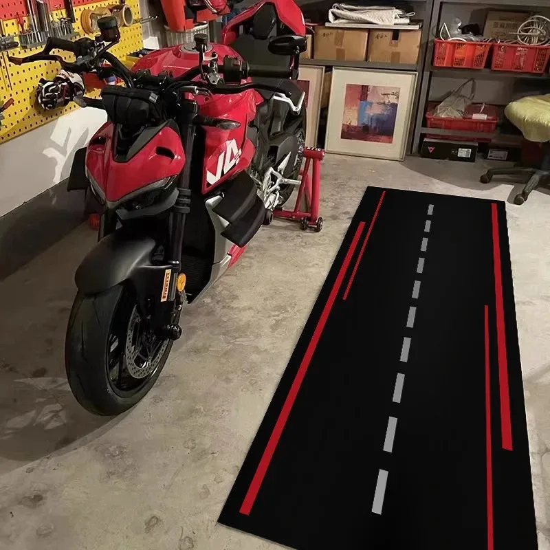 Alfombra de Garaje VIKAMA con Rayas de Carreras, Alfombra Antideslizante y Antipolvo para Motocicletas, Alfombra Duradera de Estilo Industrial para Decoración del Hogar