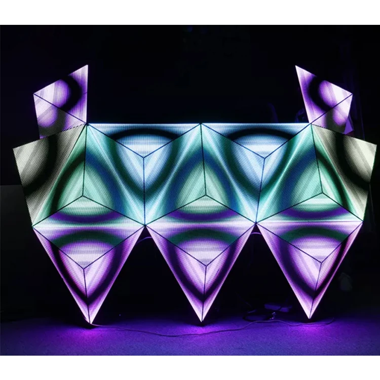 كشك DJ P4 مخصص بالألوان الكاملة مع شاشة عرض مكعبة بدقة 4K غير منتظمة للرسوم المتحركة والرسومات