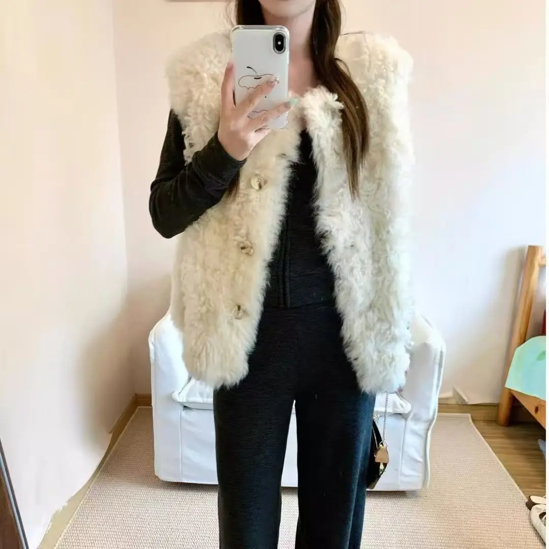 

Gagarich Vest 2025 Design Sense Niche Autumn Winter Fashion New Item Imitation Lamb Fur Grass Sleeveless Jacket Women Thick Top