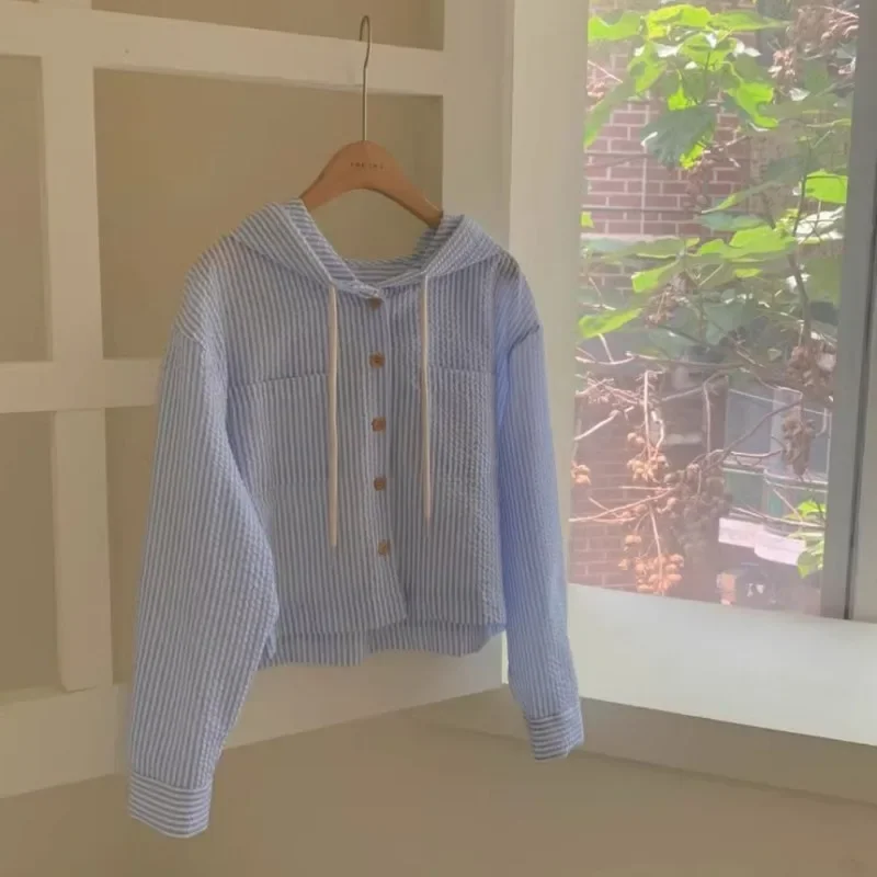 نمط صيفي جديد متعدد الاستخدامات مخطط متباين نمط قصير فضفاض بأكمام طويلة كاجوال للحماية من الشمس مقنعين قميص علوي #3