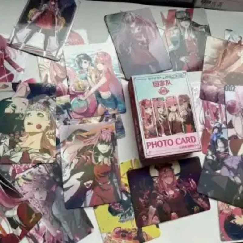 حبيبي جديد في بطاقة FRANXX Zero Two Hiro Ichigo الصغيرة الإبداعية عالية القيمة الرسوم المتحركة الكرتون طباعة بطاقة الطالب القابلة للجمع