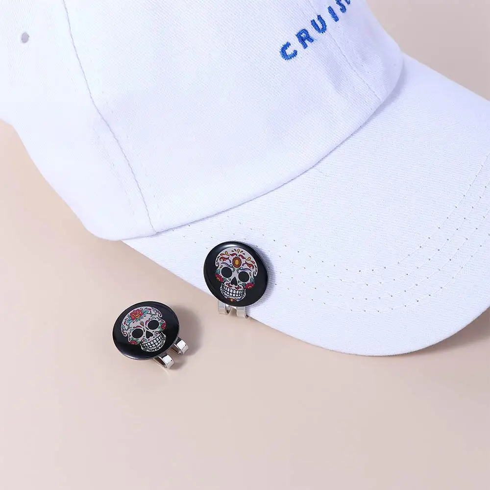 Professional For Golfer Magnetic Aiming Tool Cap Clip Golf Putting Alignment Ball Position Mark Hat Marker Skull Golf Hat Clip