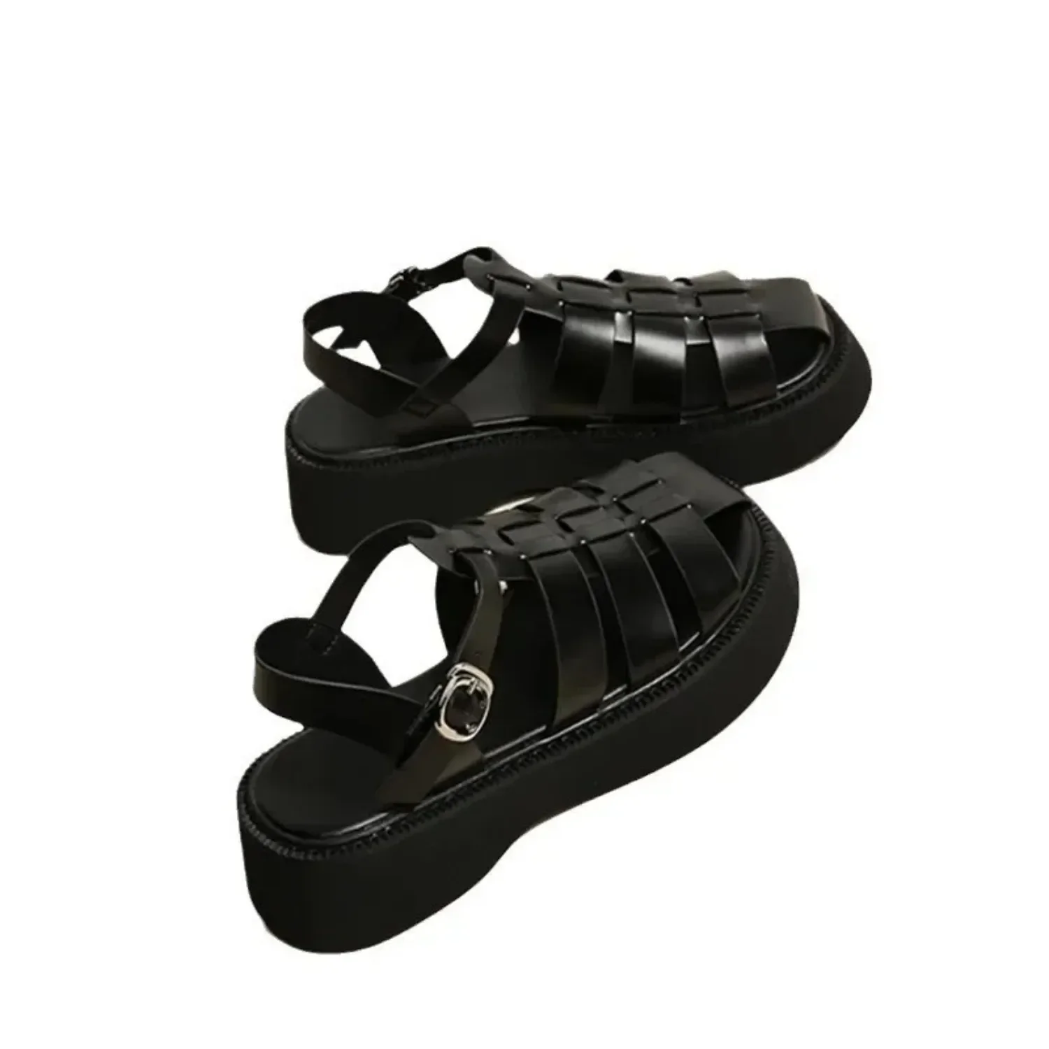 he New British Style Casual Muffin Thickt Roman Baotou Sandals Women Wear Sole Roman Shoes in The Spring of 2024