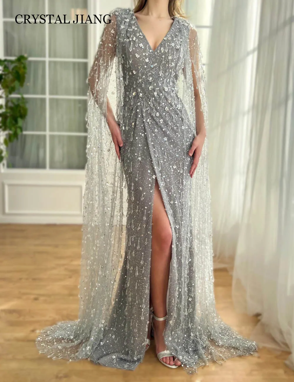 

Luxury Long Silver V Neck Beaded Sequins Evening Dresses فساتين للحفلات الراقصة Sleeveless with Slit Mermaid Sweep Train