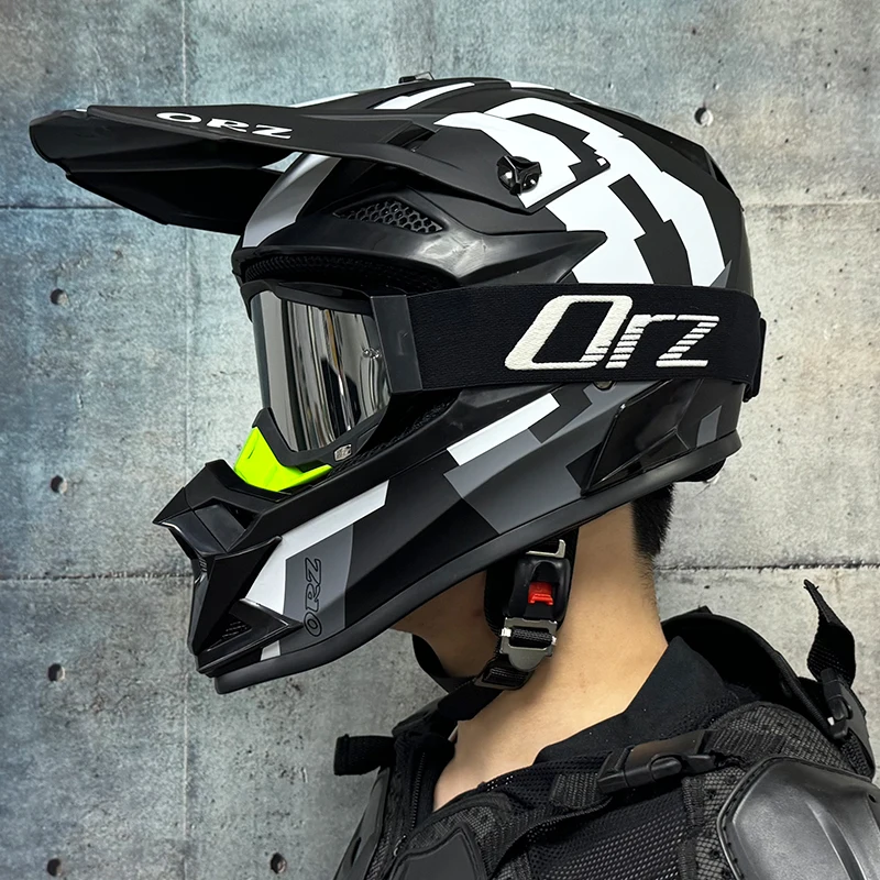 

Light Off-road Motorcycle Helmets downhill racing Full Face Helmet Motorcycle Helmet DOT approved cross helmet