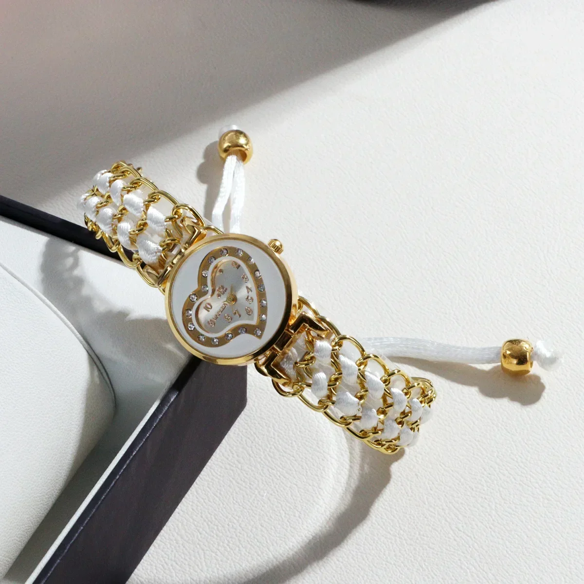 Frauen Liebe Gestrickte Armband Quarz Armbanduhr Modische Einfache Stil Quarz Armbanduhr Reloj Mujer