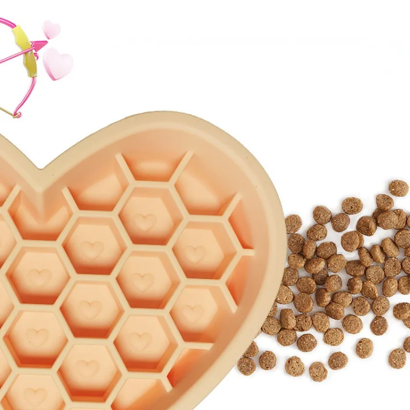 Food-grade Silicone Easy-to-clean and Durable 2-in-1 Honeycomb Heart-shaped Silicone Cat Bowl Cat Feeder  Cat Food Bowl