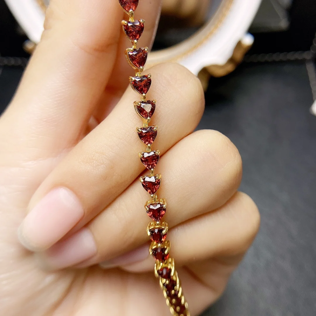 

FS 4mm Natural heart-shaped Garnet Bracelet S925 Sterling Silver With Certificate Fine Charm Weddings Jewelry for Women MeiBaPJ