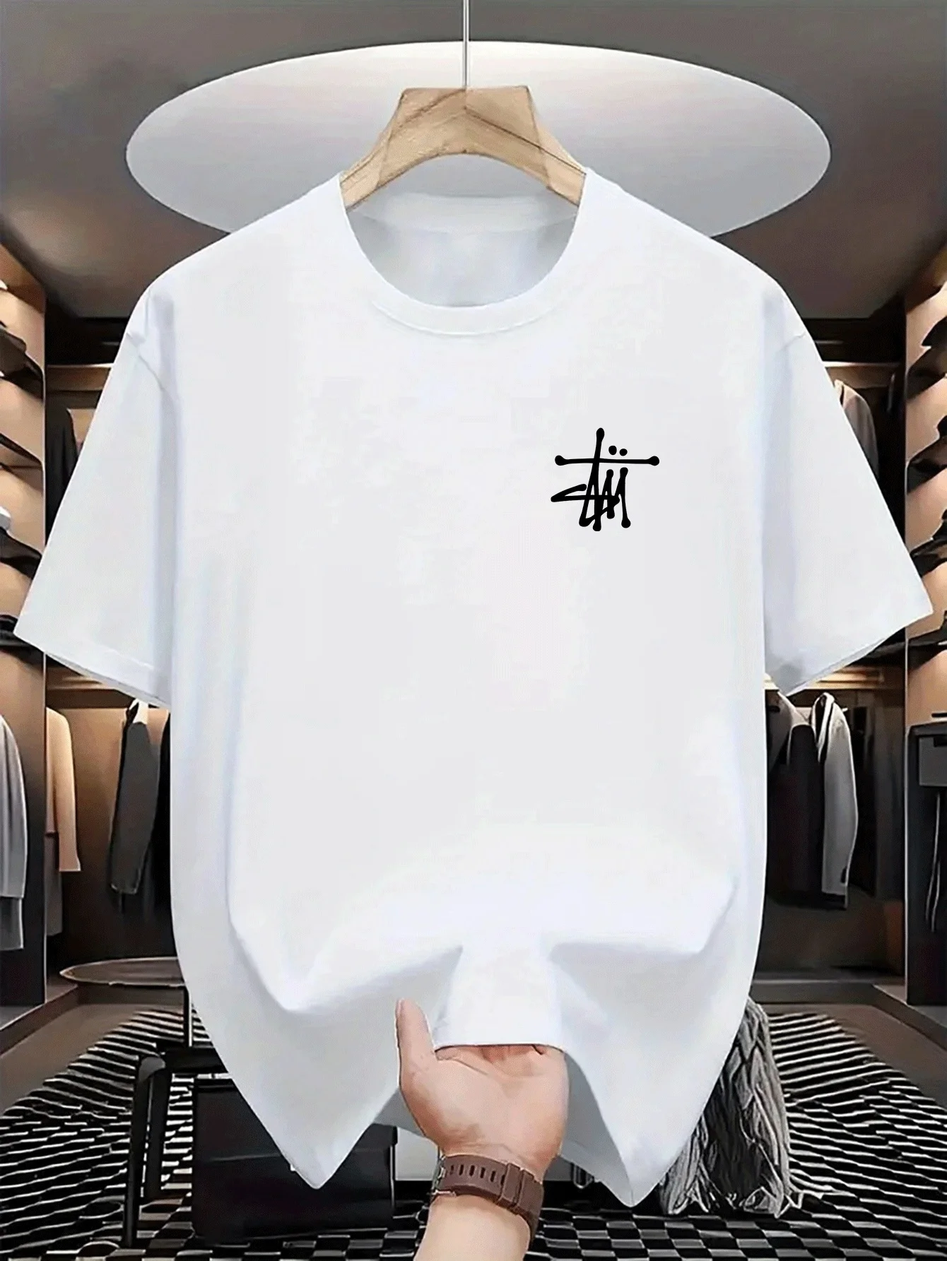 Camiseta de hombre con cuello redondo y mangas cortas, acabado impecable, elegante, cómoda, lavable, elástica, ligera, moderna.