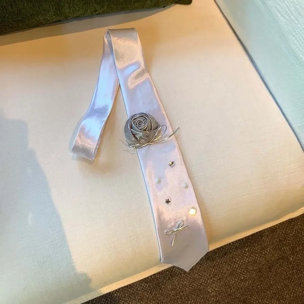 Pita Dasi Kupu-kupu Satin Tipis Elegan Multifungsi, Aksesoris Kain untuk Dekorasi Kalung, Ikat Pinggang, dan Hiasan Leher