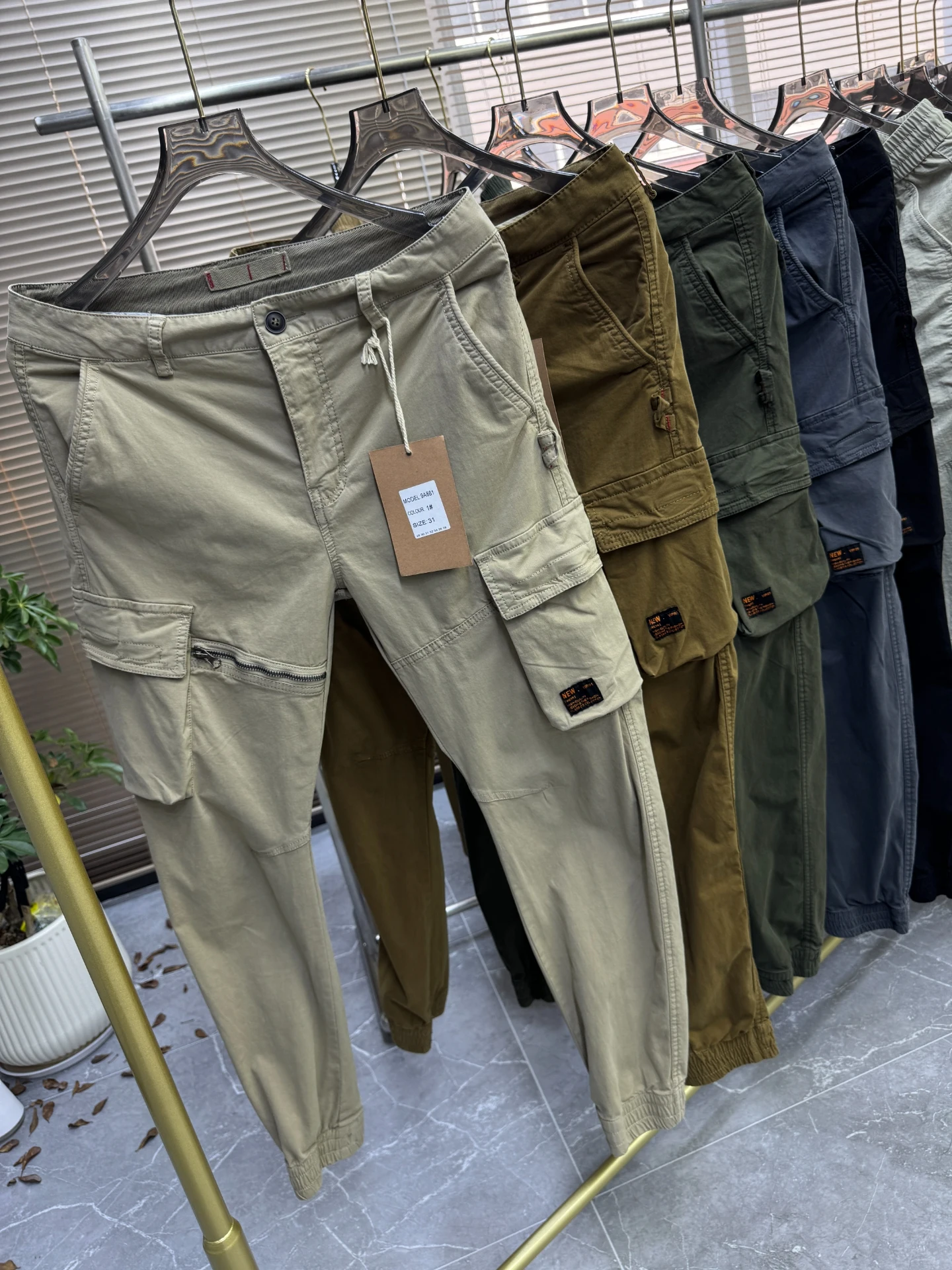 

Удобные облегающие повседневные мужские рабочие брюки в стиле ретро с несколькими карманами, длинные брюки с эластичными манжетами, весенний сезон