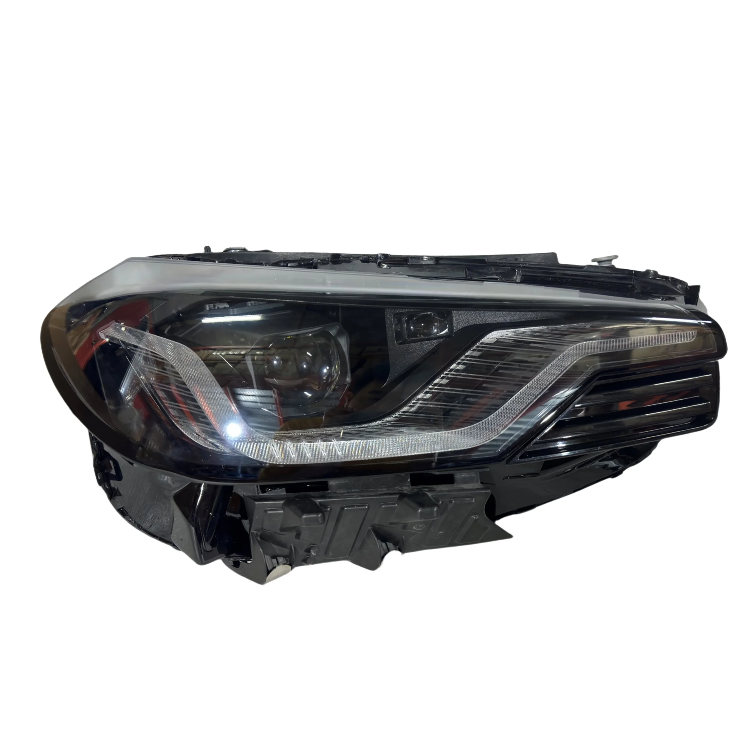 

Fit For BMW 2 Headlight 2022-2026 BMW G42 Headlight BMW M240i Upgrade to M2 Matrix LED High Configuration Headlight EU Version