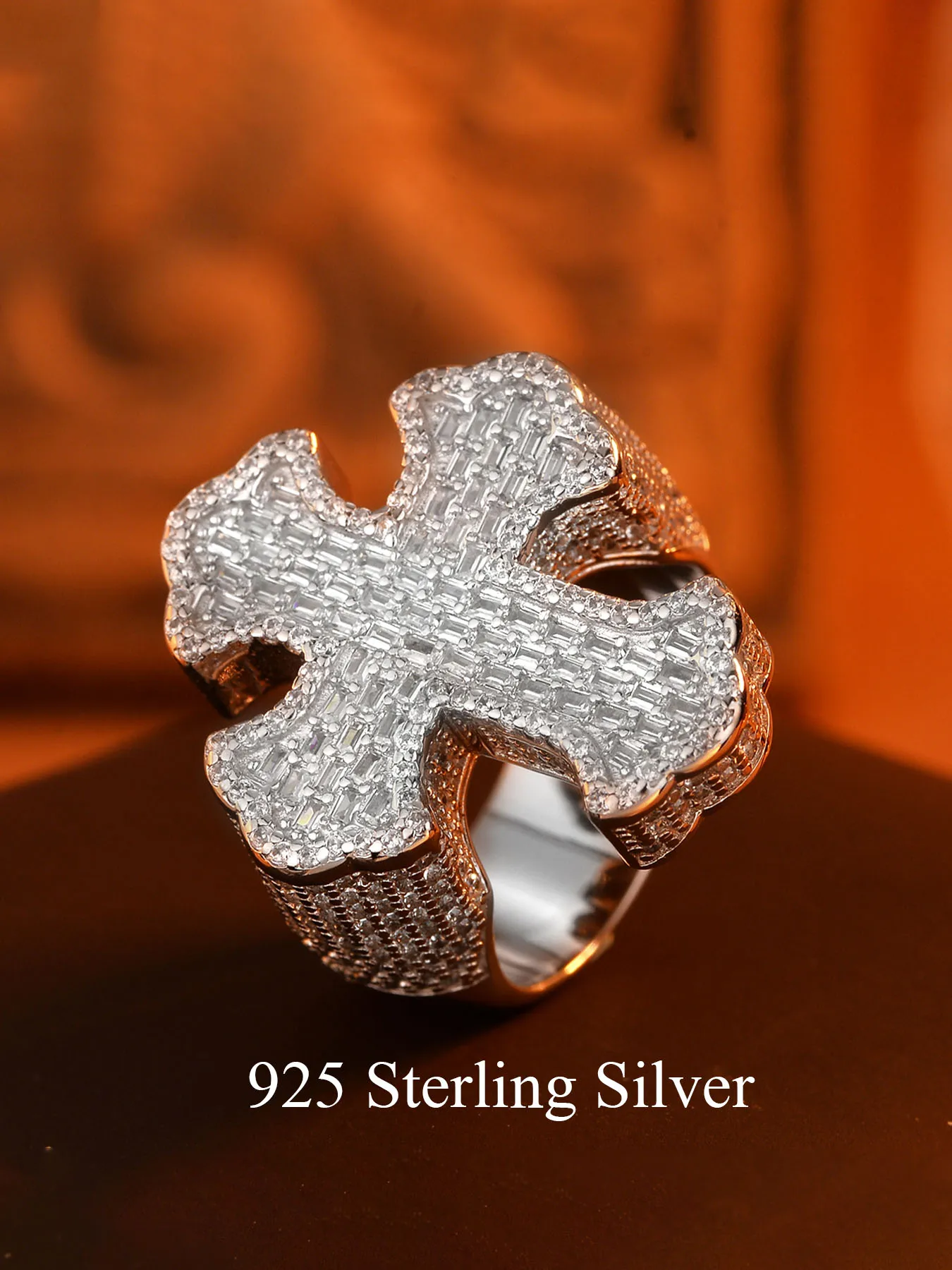 

Женское кольцо из стерлингового серебра 925 пробы, роскошный и уникальный дизайн в форме креста, украшенное циркониевыми камнями 5А, подходит для повседневного ношения.