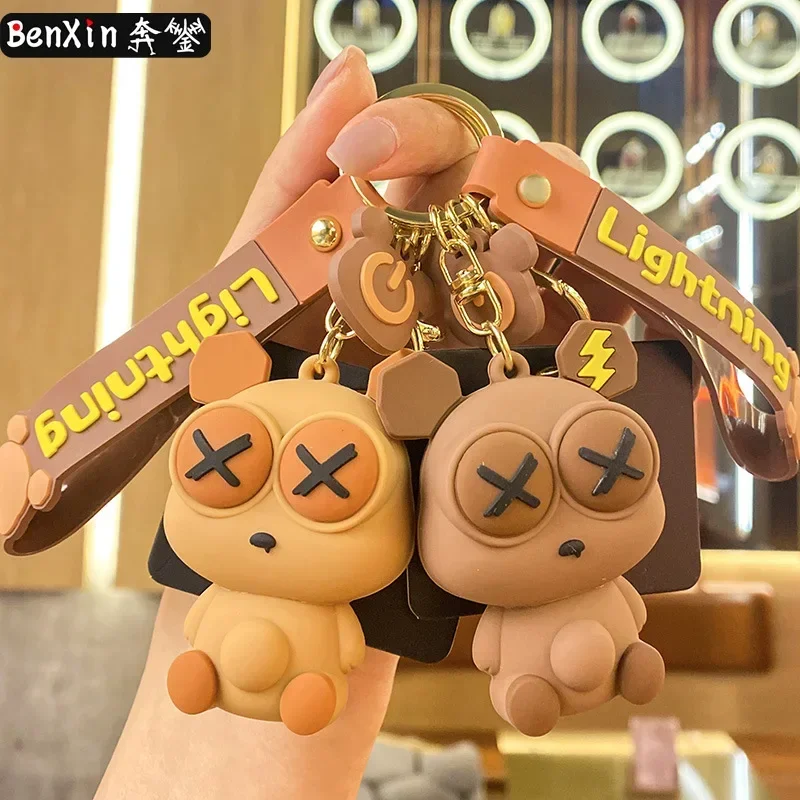 2025 مينسو هدايا صغيرة رائعة تخفف التوتر. المعلقات سلسلة المفاتيح الضفدع لافتة للنظر، مفاتيح سيارة دمية دب السيليكون الهدايا الراقية