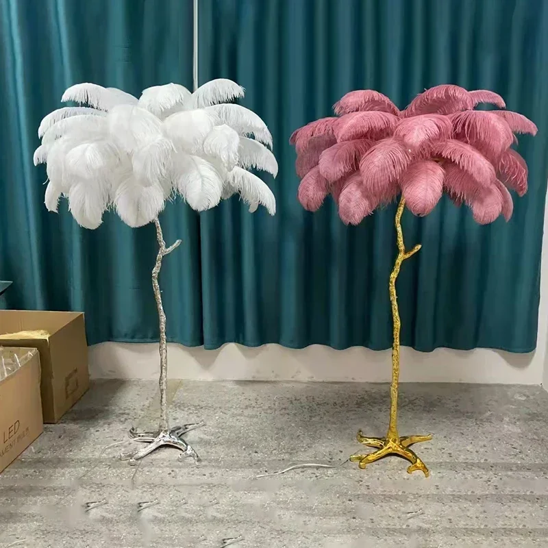 Sofa do salonu Lampa podłogowa Nordic Strusie pióro Biurka do sypialni Stojak nocny Światło Wystrój pokoju Nastrojowe oświetlenie Lampy Lampa stołowa