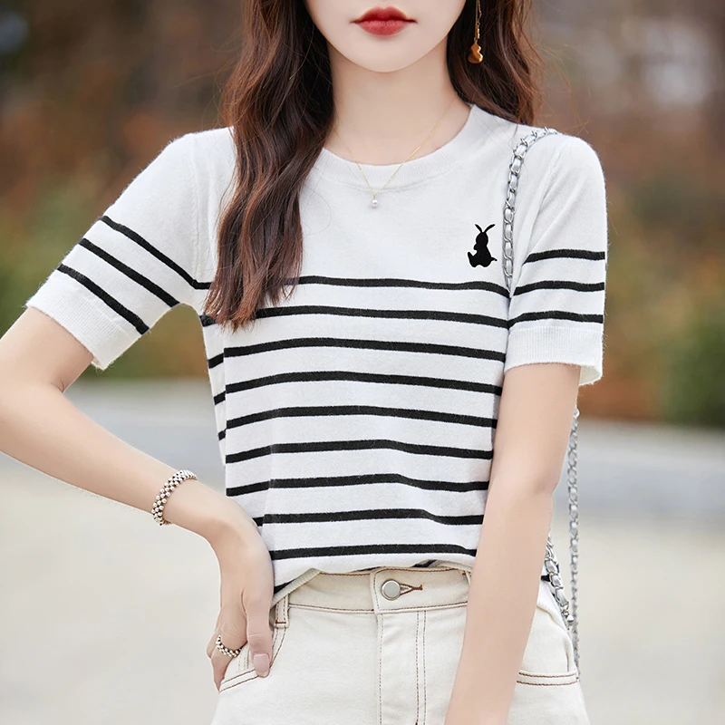 

2026 Spring/Summer Autumn New Women's O-neck Colorful Striped Embroidered Cashmere Hoodie Fashion Soft Cashmere Top