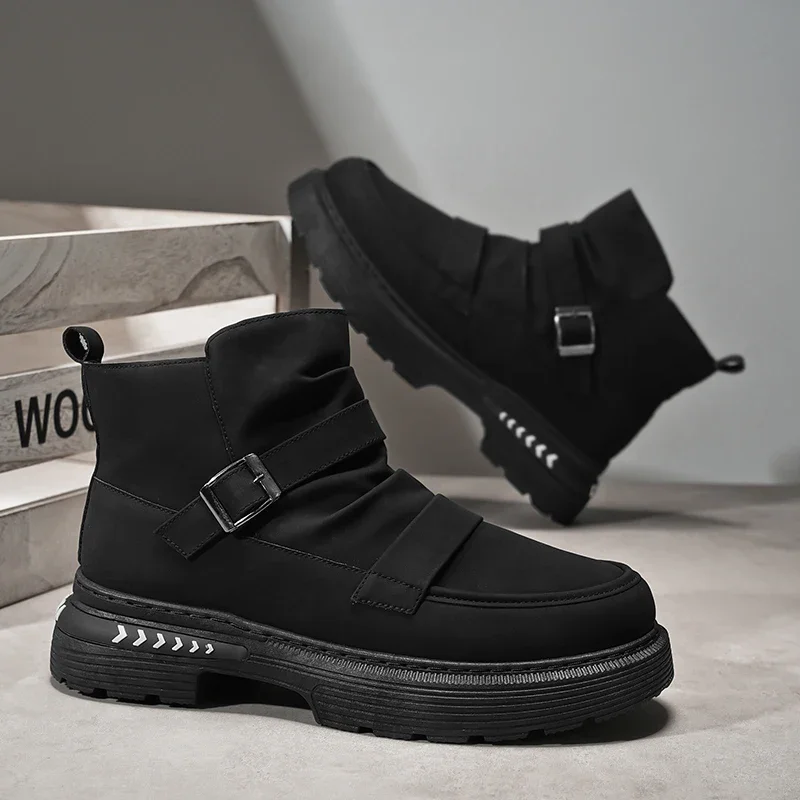 

Осень и зима Новая однотонная мужская обувь Мотоциклетные ботинки, нишевый дизайн, кожаные ботинки, мужская обувь для ленивых, противоскользящая подошва