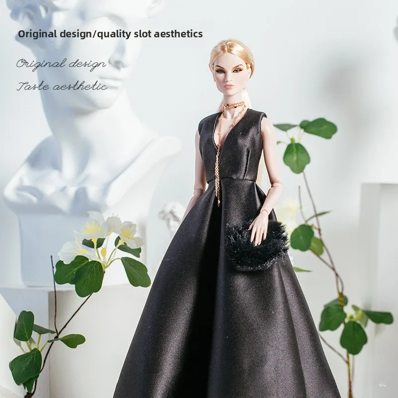 Thumbnail 2 - #23 Cheap Doll Clothing Sets Worth Buying