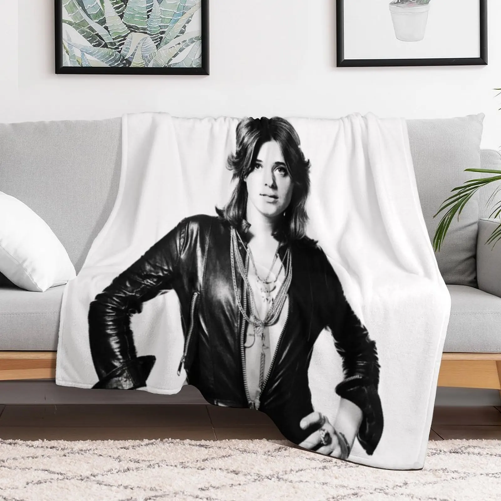 suzi quatro Throw Blanket Luxury St Flannels Blankets