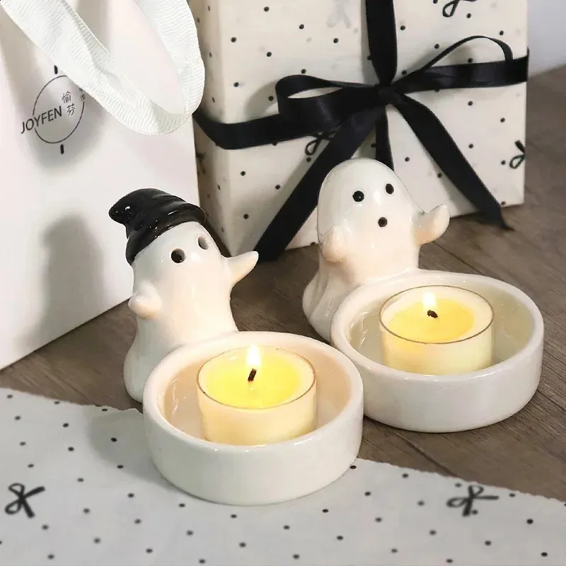 Halloween Ceramic Ghost Candlestick Holder Non-Slip Candle Stand for Spooky Bedroom Party Tabletop Decor Hauntingly Chic Design