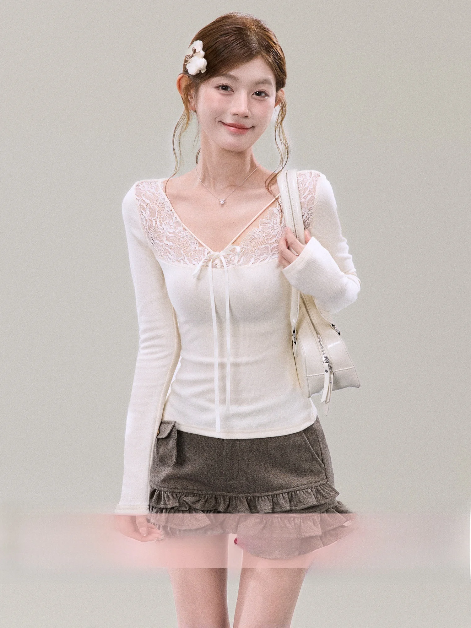 

BBT Sweety Women's Fleece Lined Lace Insert V Neck Base Shirt Winter Warm Slim Fit Casual Style Long Sleeve T-Shirt Inner Wear