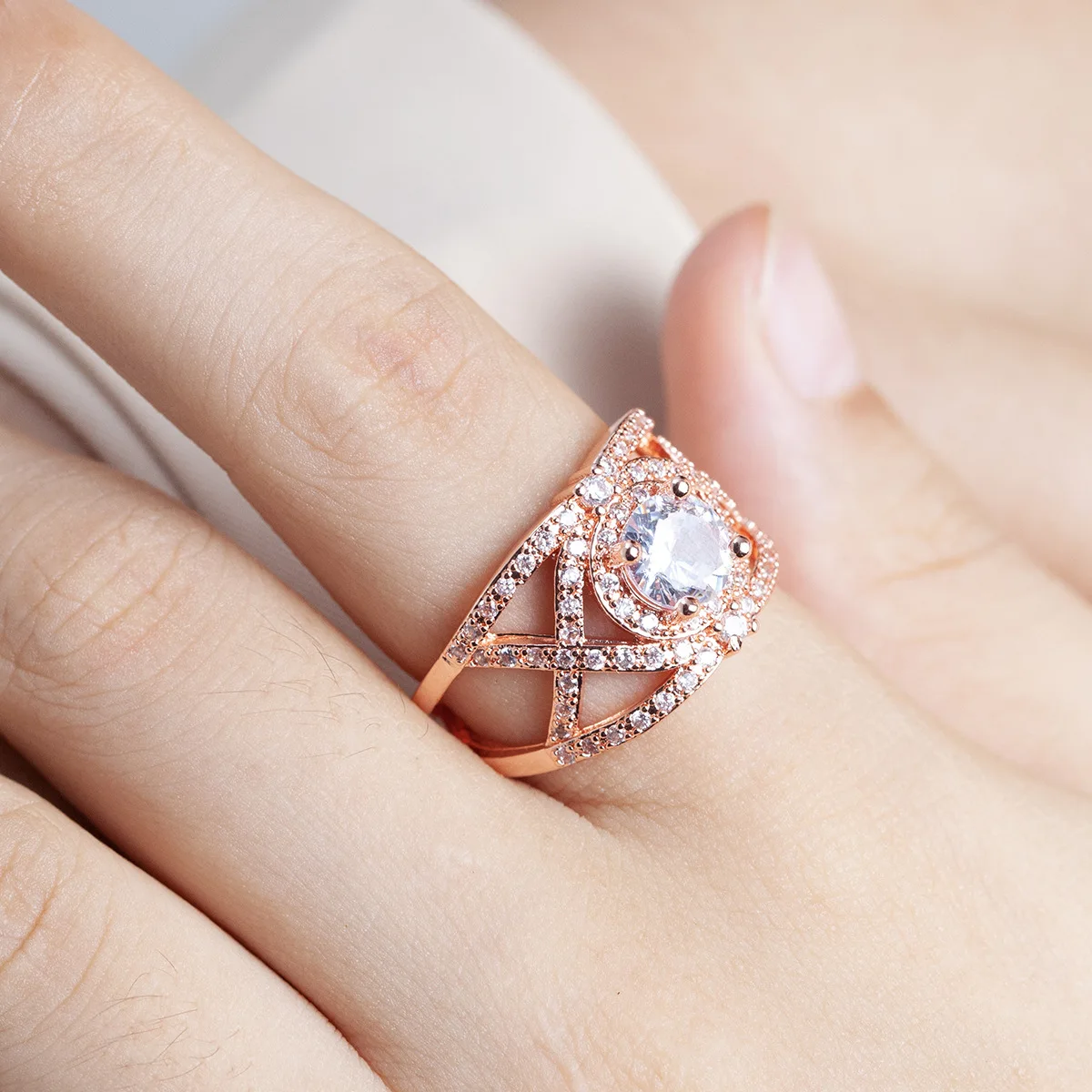 New Luxury S925 Sterling Silver Ring Full Diamond Micro Set Mozzarella Zircon Rose Gold Women