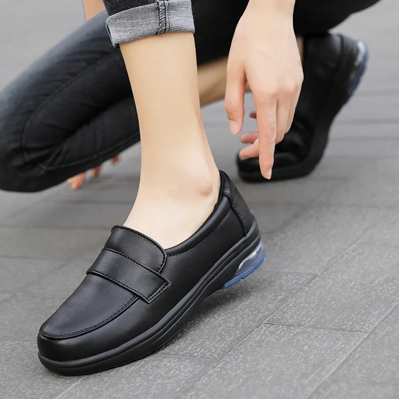 Sepatu wanita Platform kasual kerja sepatu suster musim panas baru sepatu ringan sol lembut sneaker wanita nyaman Zapatos De Mujer