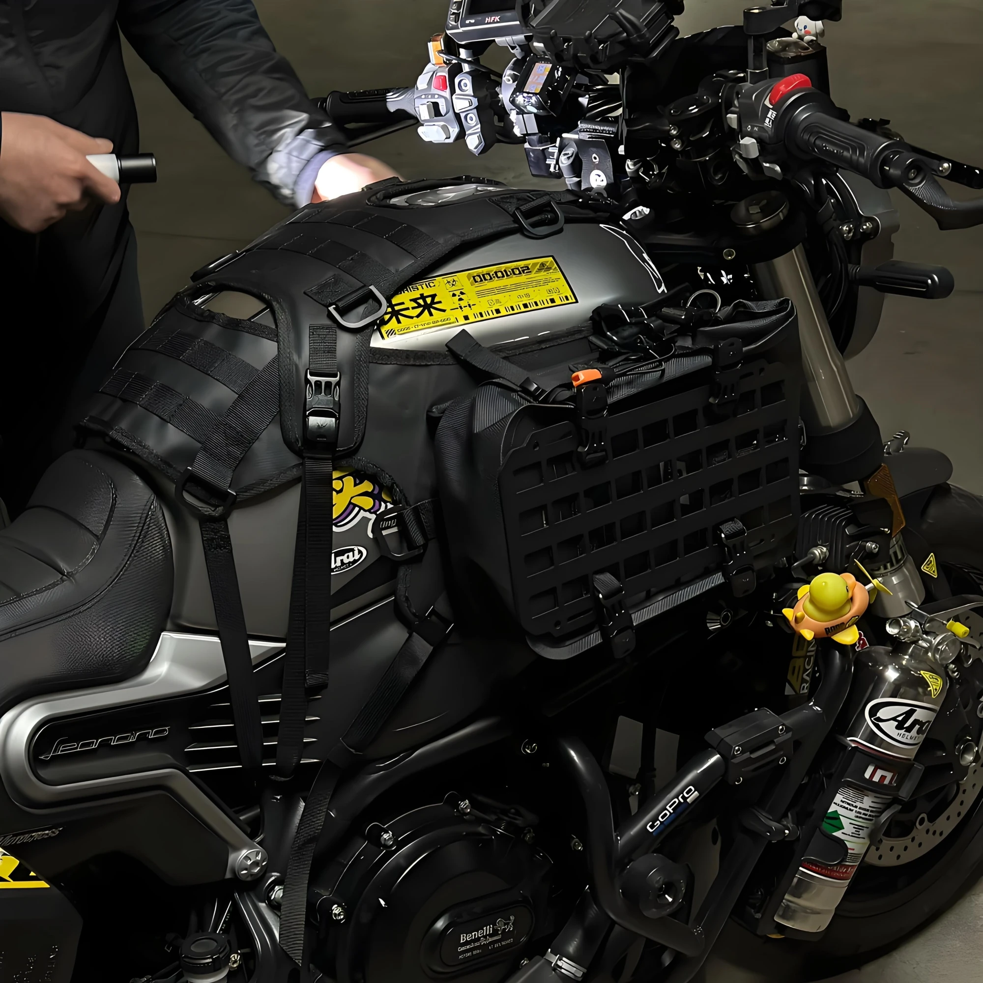 Zestaw kamizelek podstawowych do motocyklowej torby na zbiornik paliwa Przenośne akcesoria Molle Odpowiednie do uniwersalnego zestawu zbiornika paliwa do motocykli terenowych