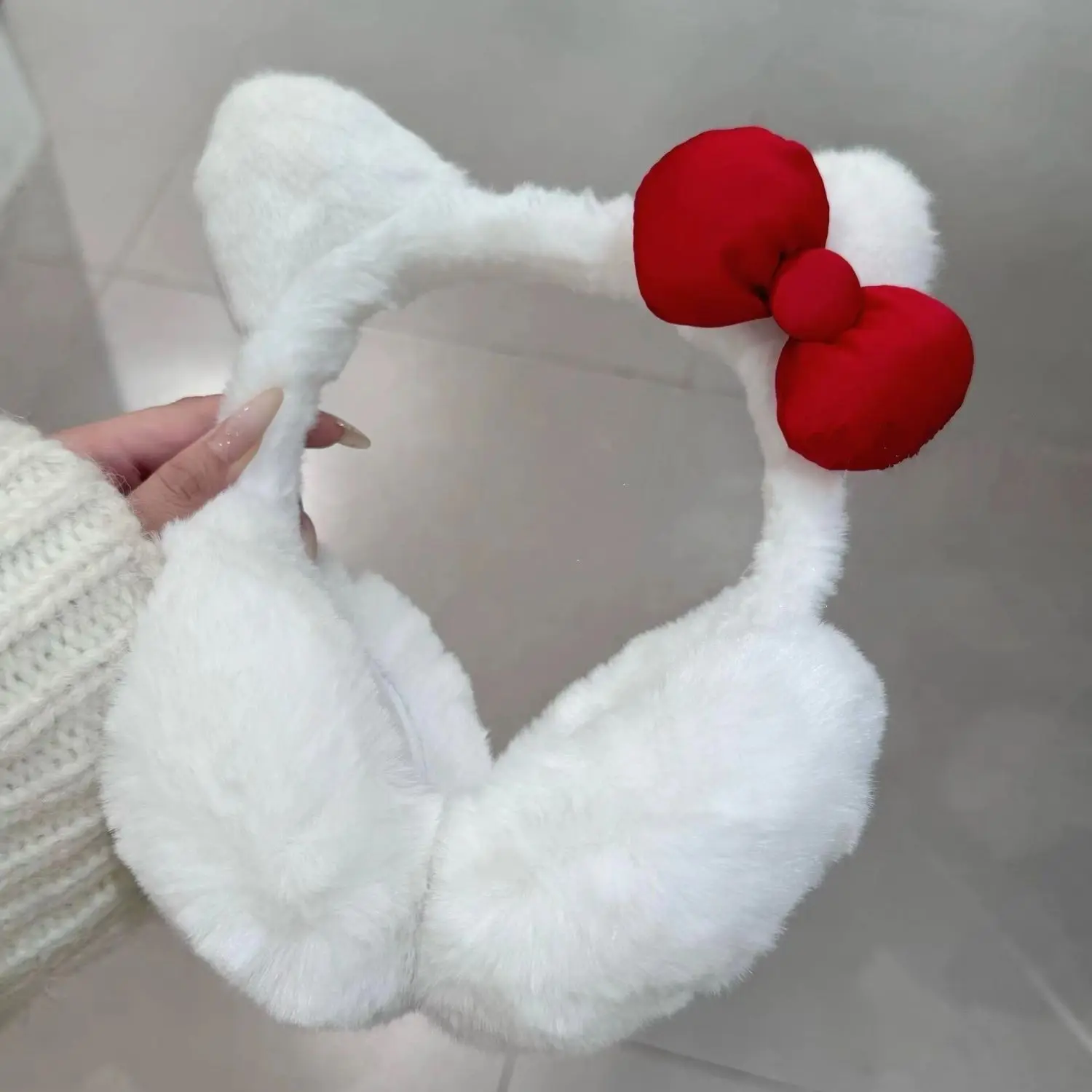 

Cute Red Bow Earmuffs Classic Cartoon Periphery Same White Cat Ear Earmuffs Woman Outdoor Warm Ear Cover