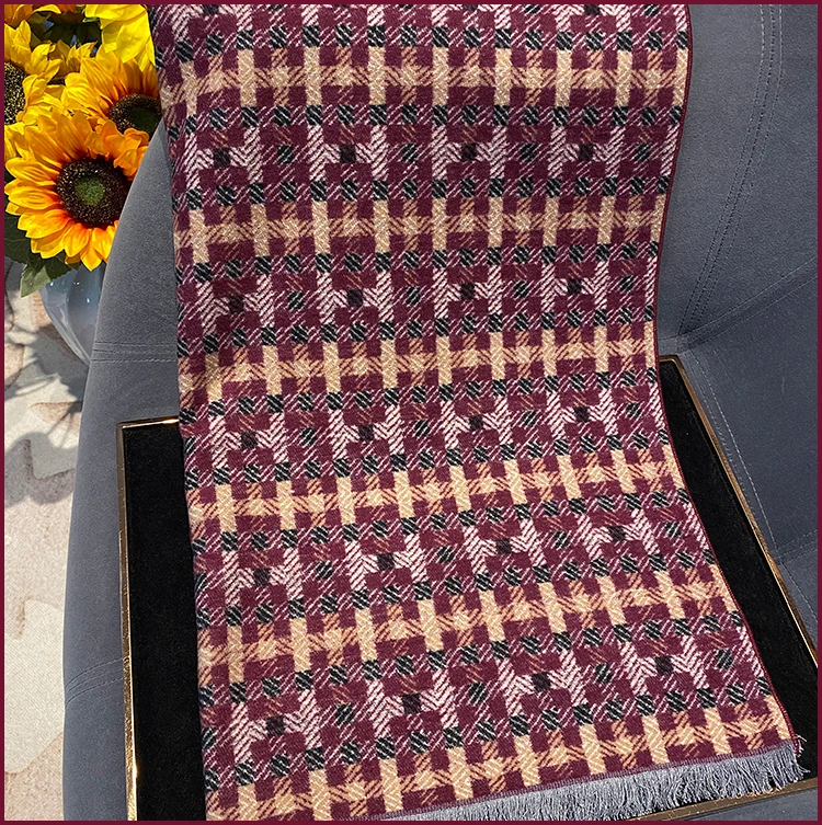 

Autumn and Winter Women's High-end Gift Warm Scarf, 100% Silk Brushed Shawl Scarf Made of Mulberry Silk