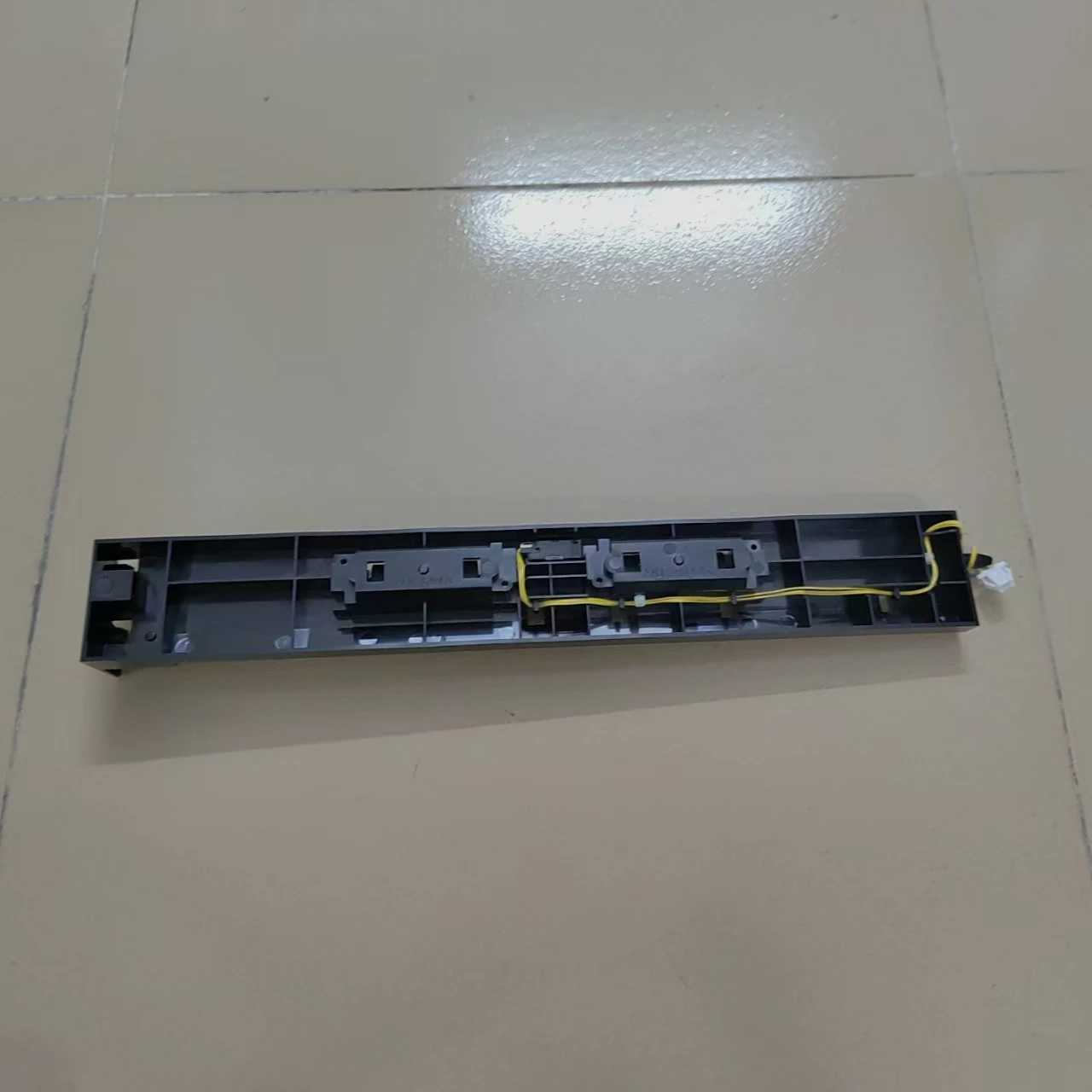 Unidade de placa guia de entrada original: transmissão inferior 060-75433 adequada para duplicador RISO COM COLOR