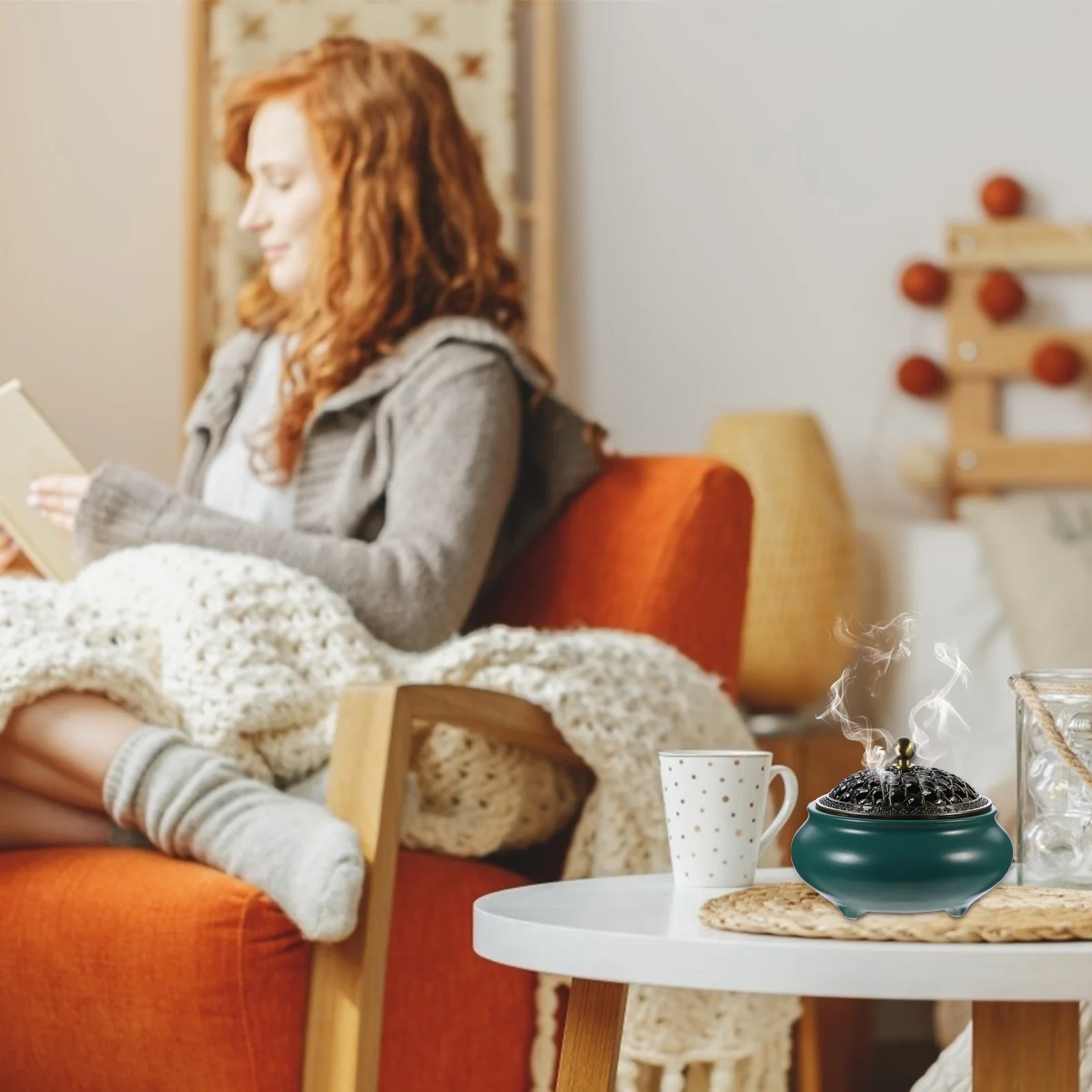 

1Pcs Ceramic Incense Burner Artistic Home Incense Holder Censer Decor Suitable for Living Room Bedroom Temple Censer Decor